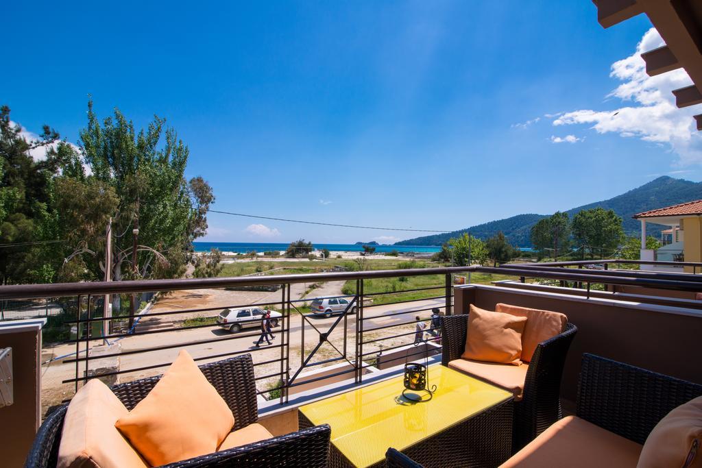 Meltemi Villa Chrysi Ammoudia Buitenkant foto
